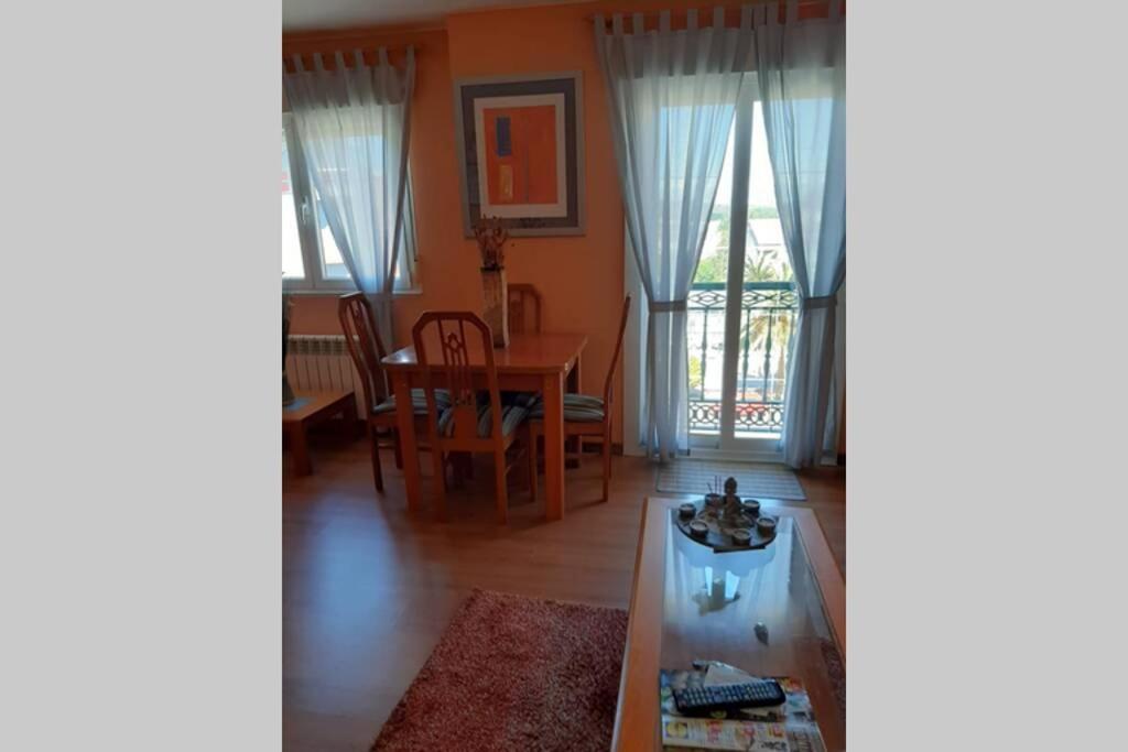 Apartamento En El Centro De Carballo Exterior foto